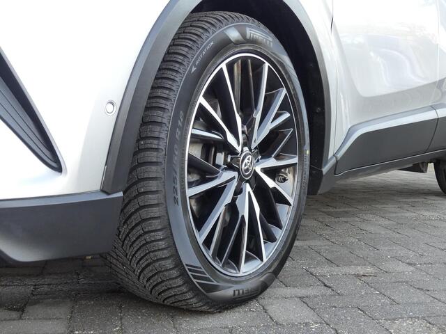 Toyota C-HR 1.8 Hybrid Executive *t/m 10de bouwjaar garantie!