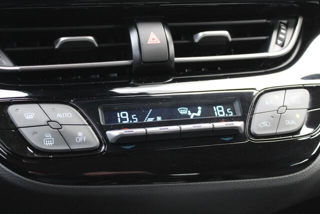 Toyota C-HR 2.0 Hybrid 184 Dynamic | Rijklaar | Trekhaak | Blind Spot | Keyless | LED | Sensoren v+a | Camera | 18" | Adap. cruise