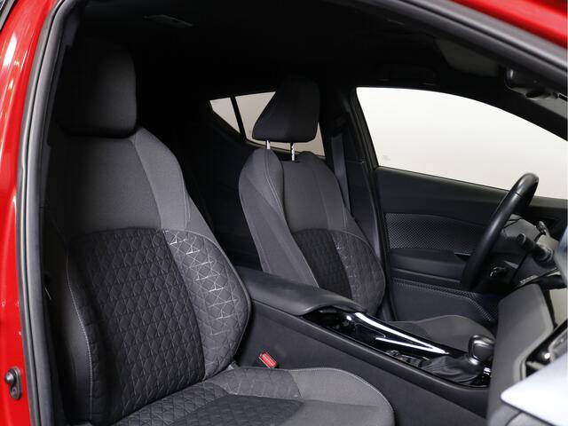 Toyota C-HR 2.0 Hybrid First Edition | Apple Carplay | 184 pk | JBL |