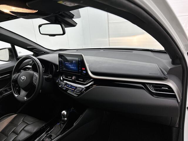 Toyota C-HR 1.8 Hybrid Dynamic | Lederen interieur | Side bars |