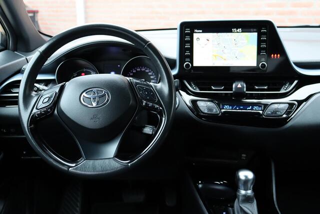 Toyota C-HR 1.8 Hybrid Dynamic, Parkeersensoren, Navi, Apple CarPlay / Android Auto.