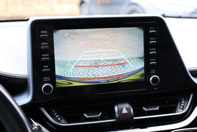 Toyota C-HR 1.8 Hybrid Dynamic, Parkeersensoren, Navi, Apple CarPlay / Android Auto.
