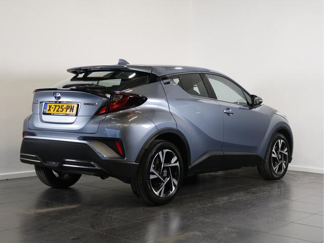 Toyota C-HR 2.0 Hybrid Dynamic | Apple Carplay | 184 pk | Achteruitrijcamera |