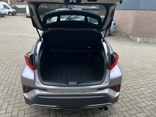 Toyota C-HR 2.0 Hybrid Club Bi Tone