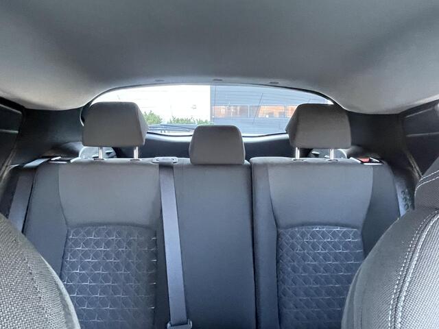 Toyota C-HR 1.8 Hybrid Dynamic All seasonbanden