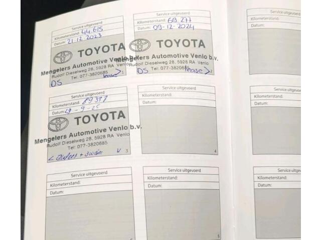 Toyota C-HR 2.0 Hybrid GR-Sport / Pdc+Camera / Airco-ecc./ Navigatie / Xenon / 1/2 Leder / Radio multimedia