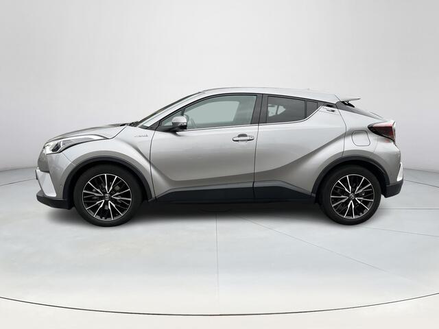 Toyota C-HR 1.8 Hybrid Executive | Navigatie | Dode hoek waarschuwing | Parkeersensoren | Stoelverwarming |