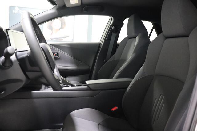 Toyota C-HR 1.8 Hybrid 140 Dynamic, Parkeersensoren, Blind Spot, Apple Carplay/Android Auto!