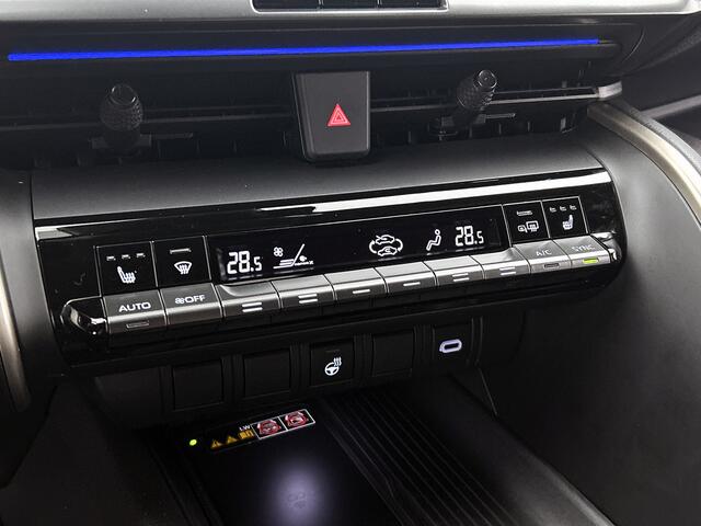 Toyota C-HR 2.0 Plug-in Hybrid 220 Executive L