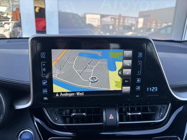 Toyota C-HR 1.8 Hybrid Style | Stoelverwarming | JBL | Blindspot | Navigatie | Adaptive Cruise control | Toyota garantie tot 2029!