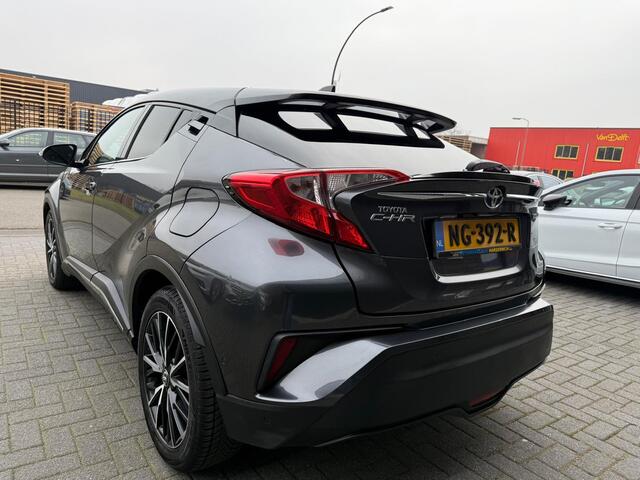 Toyota C-HR 1.8 Hybrid Executive | 2E EIGENAAR | 12MND GARANTIE | AUTOMAAT | AIRCO | CRUISE | DAB | LEDER |