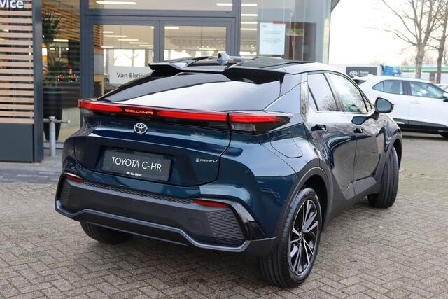 Toyota C-HR 2.0 Plug-in Hybrid 220 Executive , Executive Plus Pack, Nieuw en direct leverbaar met ¤2.000 inruilvoordeel