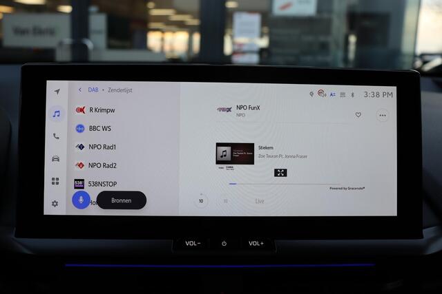 Toyota C-HR 2.0 Plug-in Hybrid 220 Executive , Executive Plus Pack, Nieuw en direct leverbaar met ¤2.000 inruilvoordeel