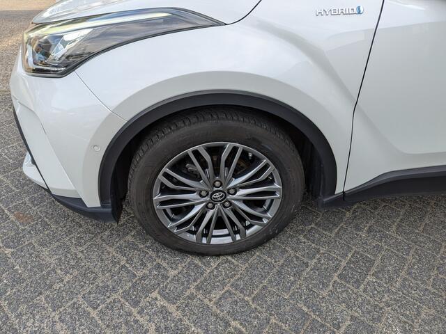Toyota C-HR 2.0 Hybrid Executive, 183 pk JBL Leder, Navi.