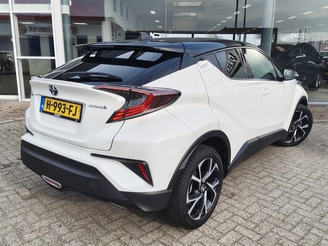 Toyota C-HR 1.8 Hybrid Style Ultimate | JBL | Navi | Sensoren | Stoelverwarm