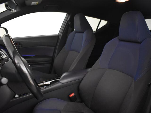 Toyota C-HR 1.8 Hybrid Dynamic | Trekhaak | PDC V+A |