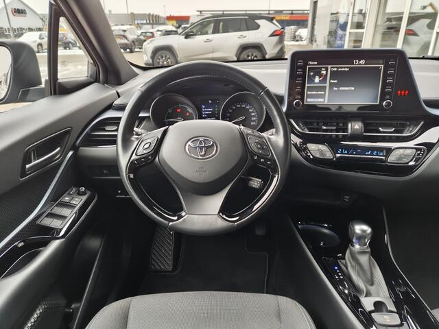 Toyota C-HR 2.0 Hybrid Style Bi-Tone | Trekhaak | Stuur + Stoelverwarming |