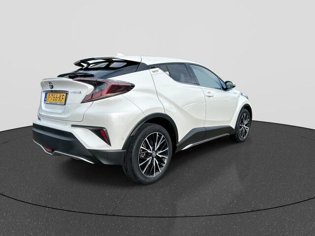 Toyota C-HR 1.8 Hybrid Executive Ultimate RIJKLAAR | Navigatie | PDC | Camera | Trekhaak | Blind Spot