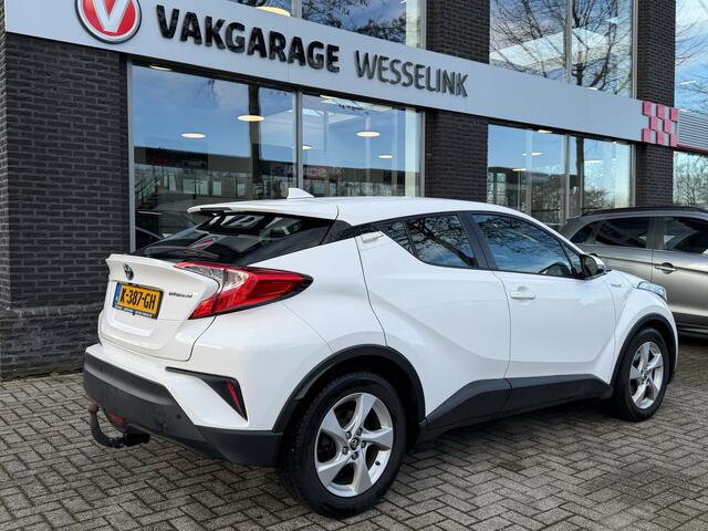 Toyota C-HR 1.8 Hybrid Dynamic | Camera | Navigatie | Stoelverwarming |