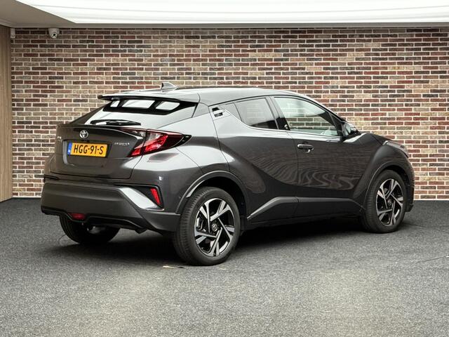 Toyota C-HR 1.8 Hybrid Bi-Tone Achteruitrijcamera | Stoel- & stuurverwarming | Keyless entry