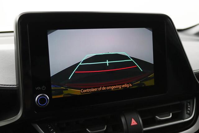 Toyota C-HR 2.0 Hybrid Style | Premium Pack | Apple Carplay | Navigatie | 10 Jaar garantie |