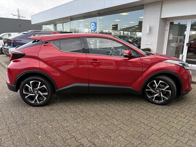 Toyota C-HR 1.8 Hybrid First Edition | Stuur+Stoelverming | Sensoren V/A |
