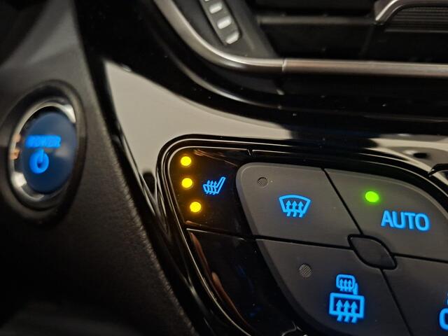 Toyota C-HR 1.8 Hybrid Executive Premium pack | Trekhaak | stuur verwarmd