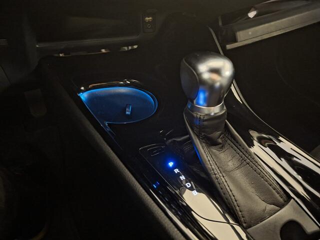 Toyota C-HR 1.8 Hybrid Executive Premium pack | Trekhaak | stuur verwarmd