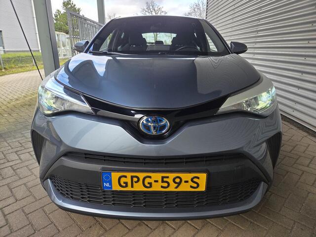 Toyota C-HR 1.8 Hybrid Business