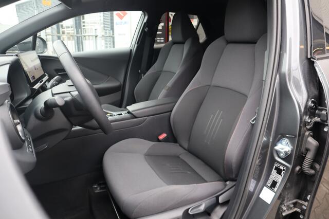 Toyota C-HR 1.8 Hybrid 140 Dynamic Electr a-klep | Dodehoek | Stuur en stoel