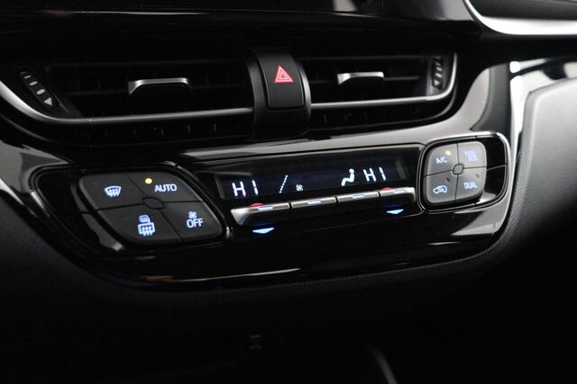 Toyota C-HR 1.8 Hybrid Business | Apple Carplay/Android Auto |