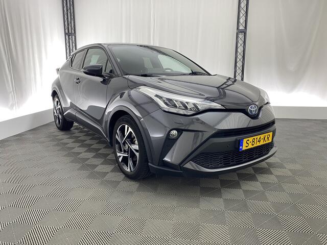 Toyota C-HR 1.8 Hybrid Dynamic | Apple carplay | Stoel- en stuurverwarm | Camera | Trekhaak | LED