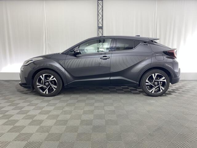 Toyota C-HR 1.8 Hybrid Dynamic | Apple carplay | Stoel- en stuurverwarm | Camera | Trekhaak | LED