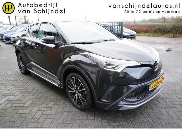 Toyota C-HR 1.2 Style LUXE! TREKHAAK - CAMERA - NAVI - STOELVERWARMING - HALF LEDER - PARKEERSENSOREN V+A - RIJSTROOKSENSOR - KEYLESS - 18 INCH LMV - CLIMA - DAB+ - BLUETOOTH - PRIVACYGLAS - PARKEERHULP