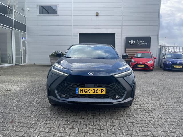 Toyota C-HR 2.0 Plug-in Hybrid 220 First Edition
