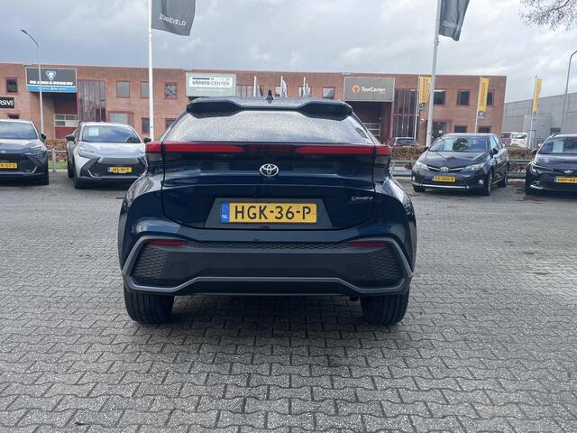 Toyota C-HR 2.0 Plug-in Hybrid 220 First Edition