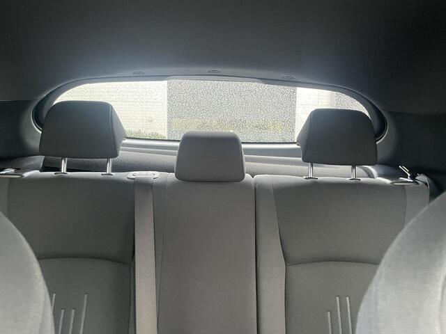 Toyota C-HR 2.0 Plug-in Hybrid 220 First Edition