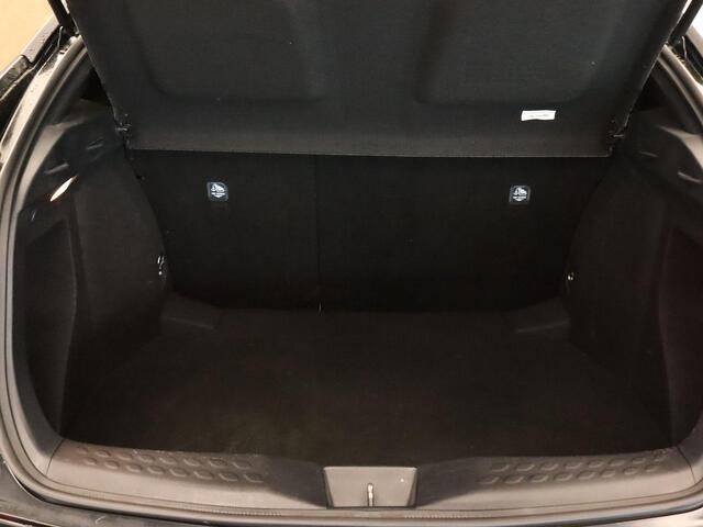 Toyota C-HR 1.8 Hybrid Style - ORIGINEEL NEDERLANDSE AUTO - PARKEERSENSOREN VOOR EN ACHTER - DODEHOEK DETECTIE - STOELVERWARMING - NAVIGATIE - ADAPTIVE CRUISE CONTROL - KEYLESS ENRTY & START