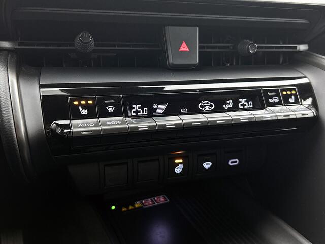 Toyota C-HR 2.0 Plug-in Hybrid 220 First Edition | Dealeronderhouden | Stuur en stoelverwarming |