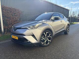 toyota-c-hr-1.8-hybrid-bi-tone-plus