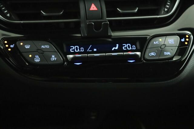 Toyota C-HR 1.8 Hybrid Bi-Tone | Stoelverwarming | Camera | Adaptieve Cruise Control | Lichtmetalen Velgen |