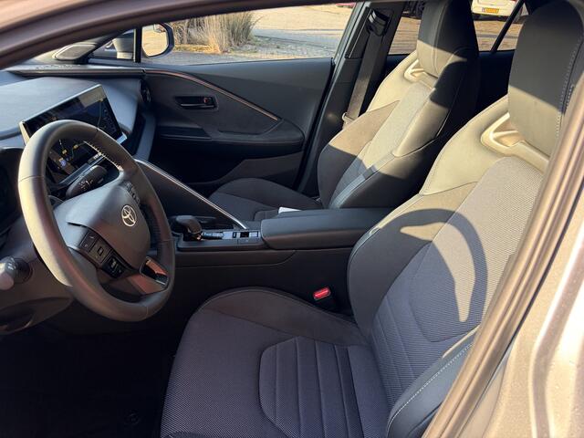 Toyota C-HR 1.8 Hybrid 140 Executive | Trekhaak |