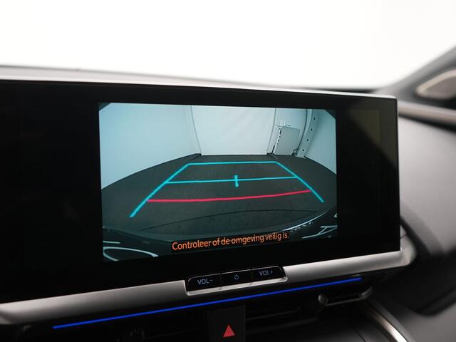 Toyota C-HR 2.0 Plug-in Hybrid 220 Executive *NIEUW*