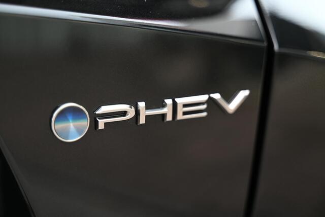 Toyota C-HR 2.0 Plug-in Hybrid 220 Dynamic