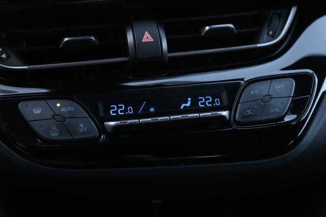 Toyota C-HR 1.8 Hybrid Active Navi Camera ACC