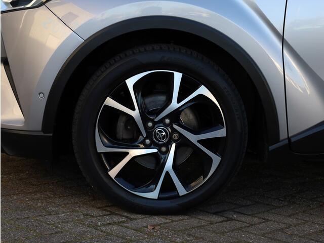 Toyota C-HR 1.8 Hybrid Dynamic | Park-Assist | Dodehoek | Stuurwielverwarmin