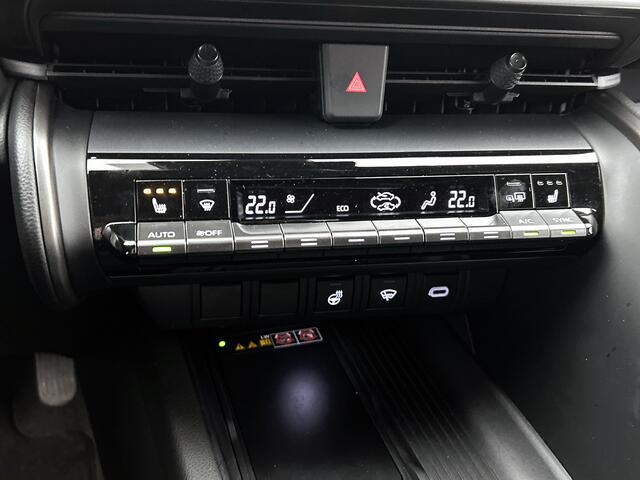 Toyota C-HR 1.8 Hybrid 140 First Edition | Stoel + Stuur + Voorruitverwarming | Blindspot | Groot Scherm | LED |