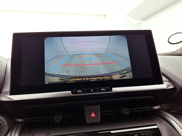 Toyota C-HR 1.8 Hybrid 140 First Edition | BTW Voertuig | Stoelverwarming |