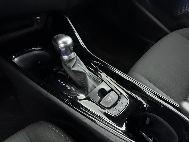 Toyota C-HR 1.8 Hybrid Dynamic Navi | Stoelverwarming | Achteruitrijcamera | 18'' Lichtmetalen Velgen | Bi-Tone |