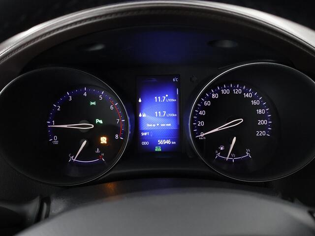 Toyota C-HR 1.2 Executive | Navigatie | Cruise Control | Stoelverwarming | Parkeersensoren Voor en Achter |